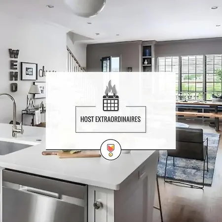 Spacious Wonderful Townhome Downtown Location